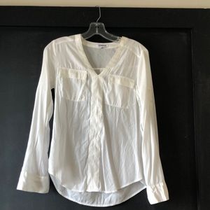 White long sleeve blouse